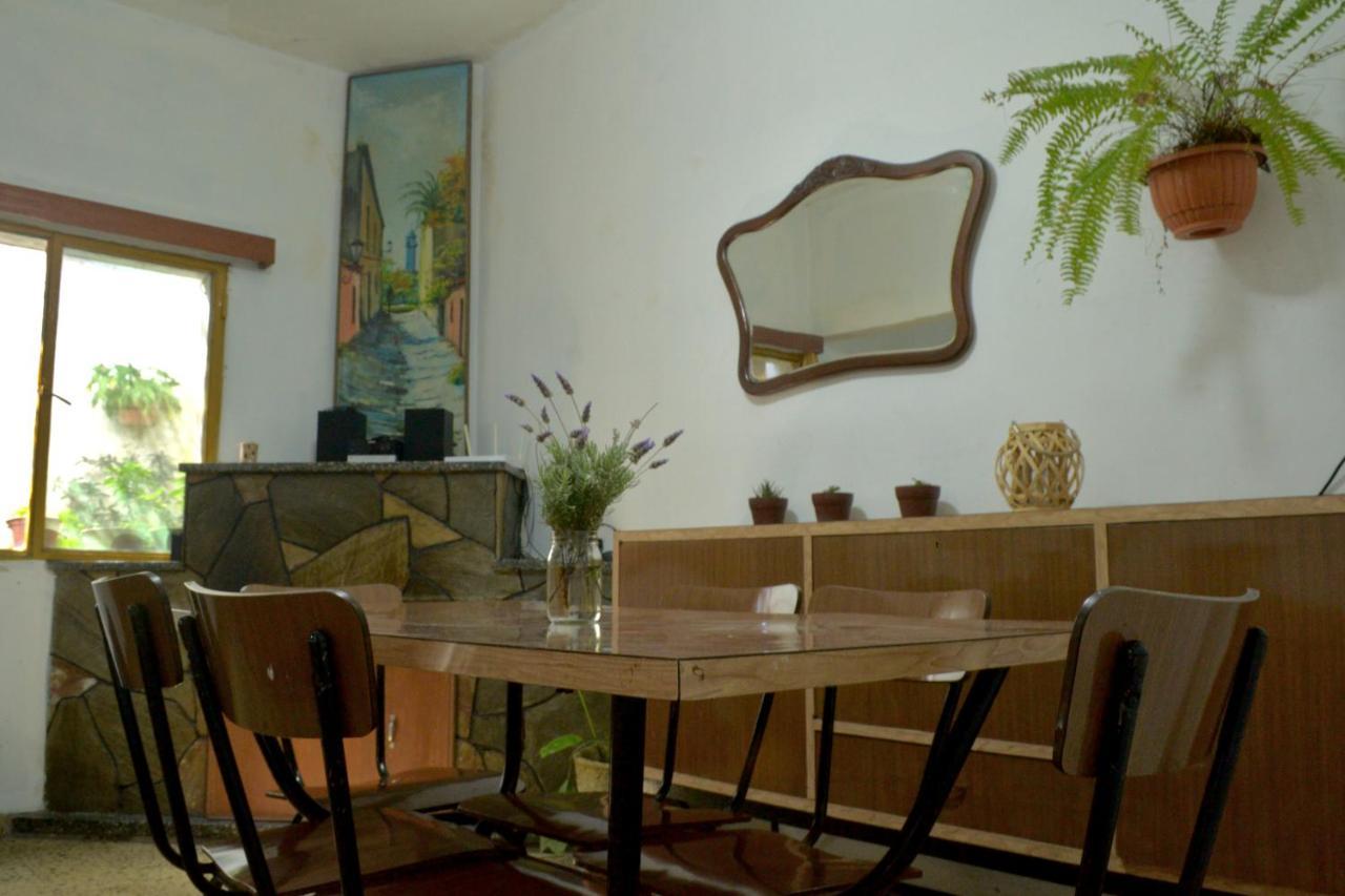 Agradable Casa Con Chimenea Interior Y Parrillero. A 250M De La Playa Apartment Colonia del Sacramento Exterior foto